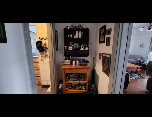 5 BEDROOM HOUSE FOR SALE IN UMKOMAAS